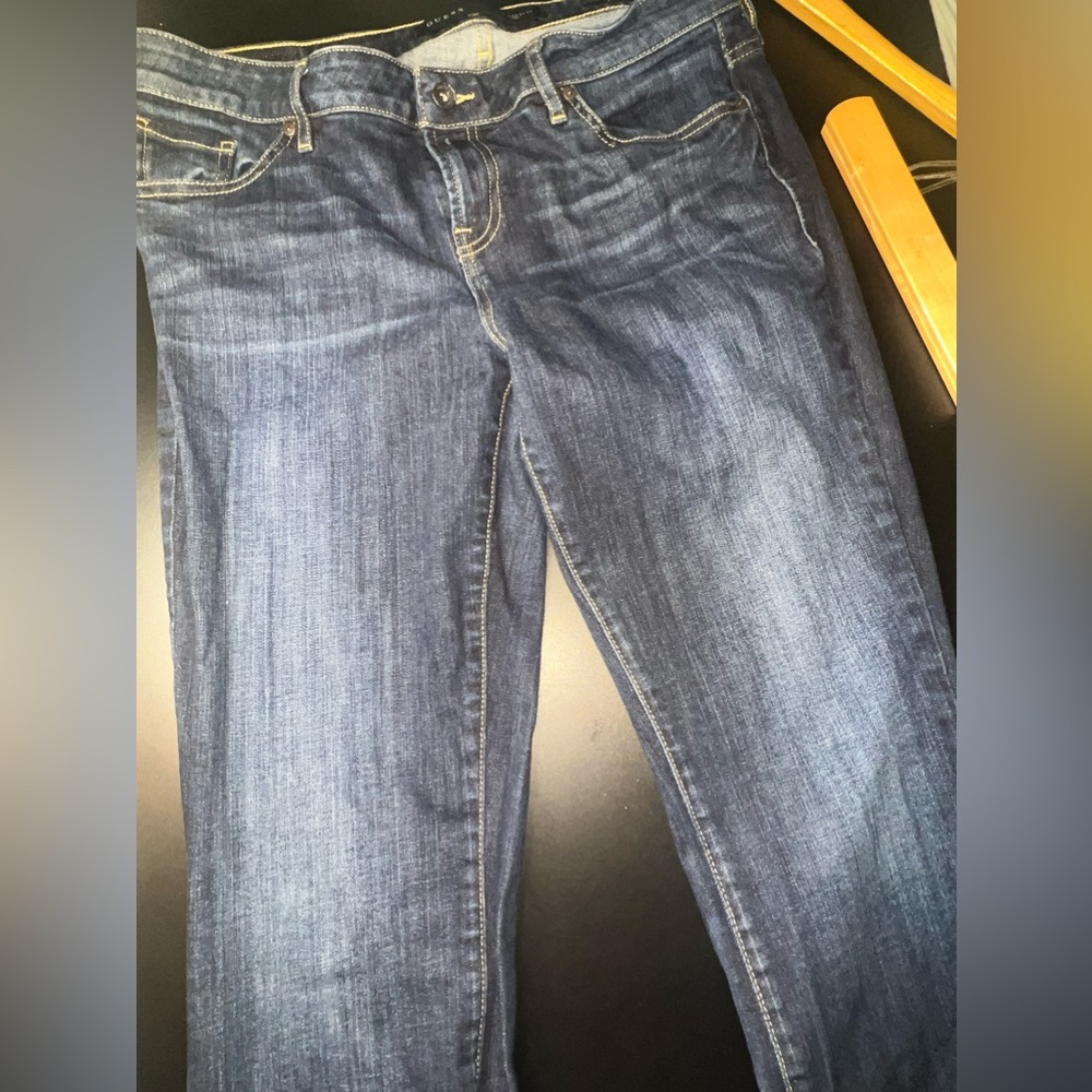 GUESS Dark Blue “Boot Mid” Mid Rise Bootcut Jeans Size 32 EUC